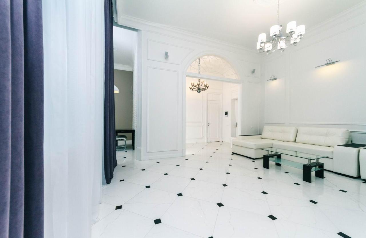 Vip Near Premier Palace & Arena City Kiev Exterior foto