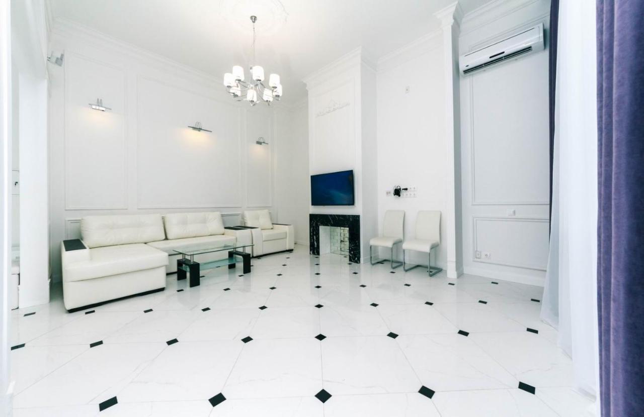 Vip Near Premier Palace & Arena City Kiev Exterior foto